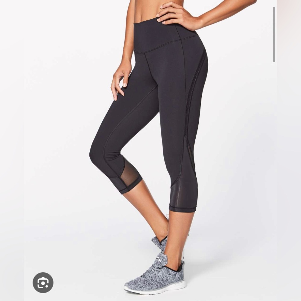 Lululemon Fresh in Mesh Crop Legging